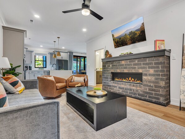 Condo, 3 Bedrooms | Living area | Smart TV - Sunset In The Hills 3 Bedroom Condo (Sevierville)