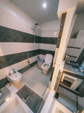 Chambre Simple Deluxe | Salle de bain