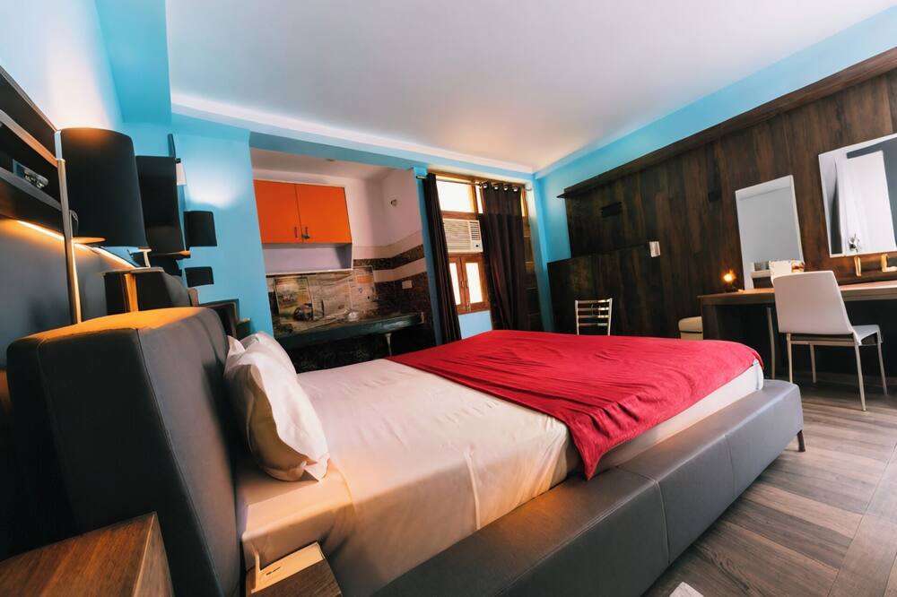 Singh Hotel and Resorts