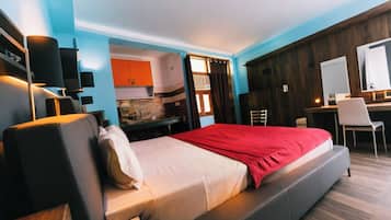 Premium bedding, desk, free WiFi, bed sheets