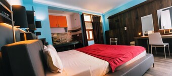 Singh Hotel and Resorts