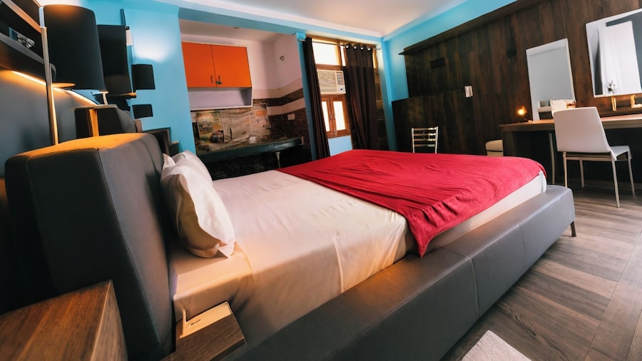 Singh Hotel and Resorts