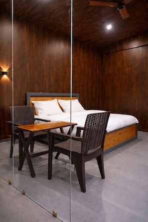 Deluxe Double Room | 1 bedroom, free WiFi, bed sheets - Ekaiva Resort, New Tehri : A Boutique Lake View Hotel (Tehri)