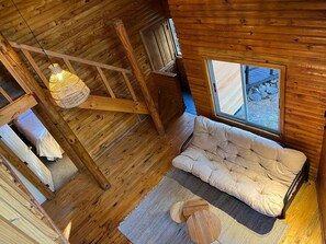 家庭小屋, 3 間臥室, 陽台, 山景 | 起居區 | 平面電視