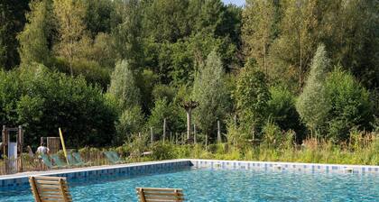 Duplex in Tournai With Lake Views