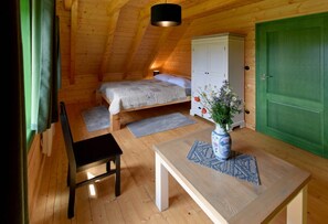 House | 3 bedrooms, individually furnished, bed sheets - Comfortable Holiday Homes Right on the Lake (Czaplinek)