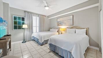 Kondominium Khas, 2 kamar tidur, balkon, pemandangan pantai | 2 kamar tidur dan didekorasi berbeda-beda