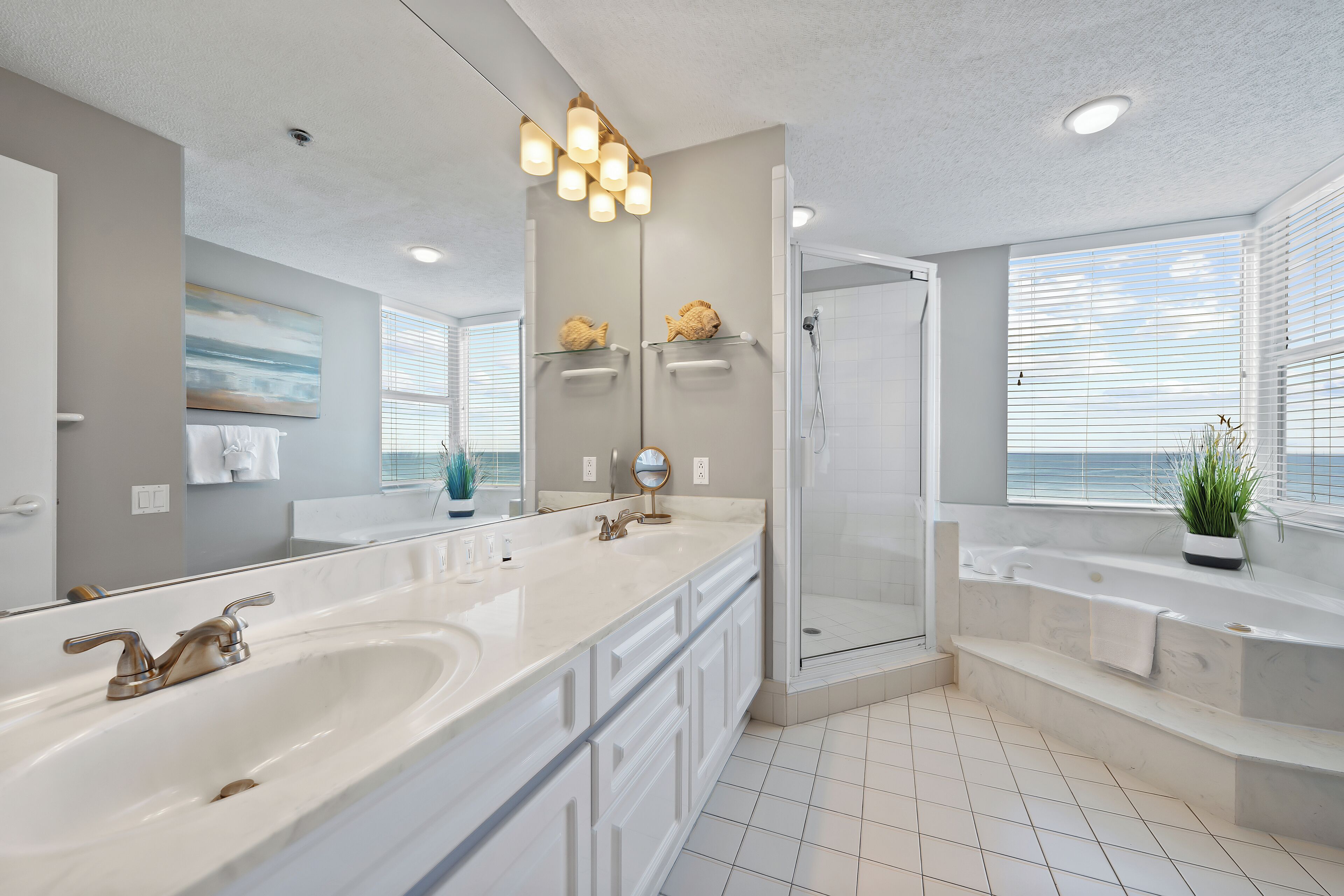 Signature Condo, 2 Bedrooms, Balcony, Beach View | Bathroom | Free toiletries, soap, shampoo, toilet paper