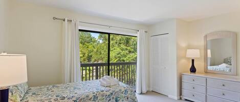 3 Schlafzimmer, Schreibtisch, Bügeleisen/Bügelbrett, WLAN