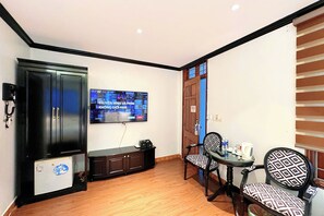 Deluxe Quadruple Room, City View | Free WiFi