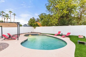 Pool - Lookout Mountain Retreat with Heated Pool & 6 Beds (Phoenix)