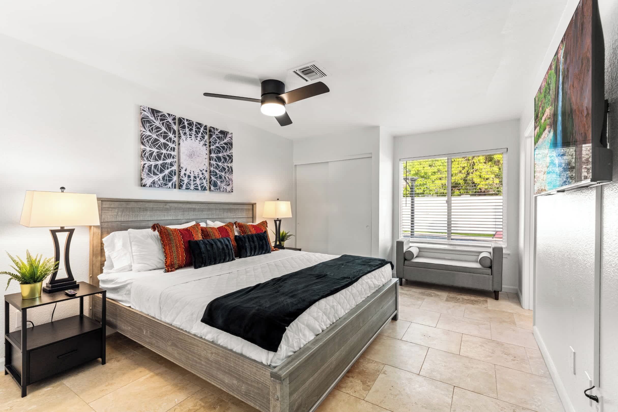 4 makuuhuonetta, silitysrauta/-lauta, Wi-Fi, vuodevaatteet