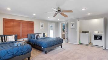 4 Schlafzimmer, Bügeleisen/Bügelbrett, WLAN, Bettwäsche