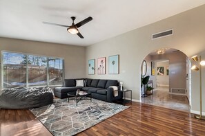 Télévision, espaces bureaux