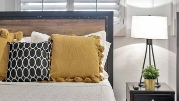 4 chambres, fer et planche à repasser, Wi-Fi, draps fournis