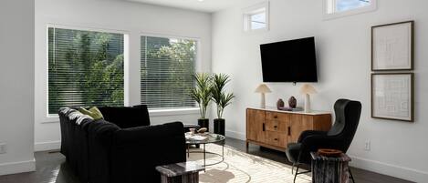 Televisión y oficina