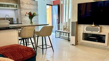 Apartemen Keluarga, balkon, pemandangan kebun | Area keluarga