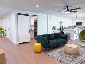 Télévision, espaces bureaux