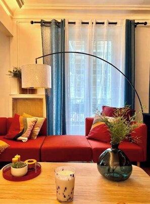 Living area - Elegant Apartement - AC 2br-6p- Palais des Congres (Paris)