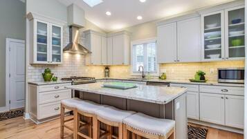 Nhà, 5 phòng ngủ, hút thuốc, sân hiên | Nội thất