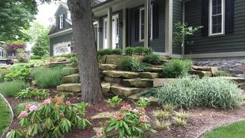 Nhà, 5 phòng ngủ, hút thuốc, sân hiên | Ngoại thất