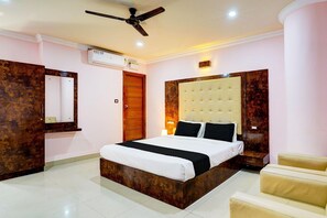 1 bedroom - Stylish Stays at MG Road Near Commercial Street (Bengaluru)