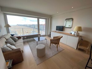 Living area - Sea View Stay for 6 Guests (Knokke-Heist)