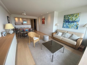 Apartment | Living room