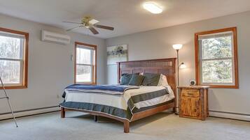 4 bedrooms, iron/ironing board, travel cot, free WiFi