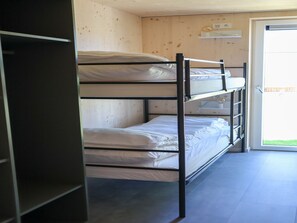 Bungalow | 3 bedrooms - Bungalow in Netherlands Near the Coast ('s-Gravenzande)