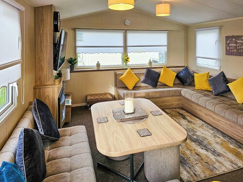 3 bedroom accommodation in Rhyl