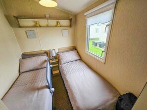 3 bedrooms, free WiFi, bed sheets