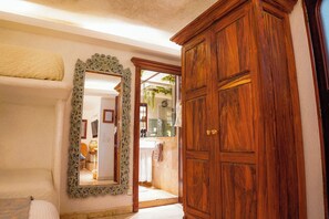 Familien-Dreibettzimmer, Haustiere gestattet, Erdgeschoss | Badezimmer
