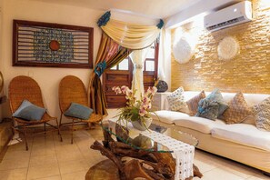 Familien-Dreibettzimmer, Haustiere gestattet, Erdgeschoss | Wohnzimmer