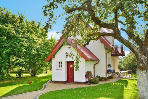 Large holiday home with a beautiful garden