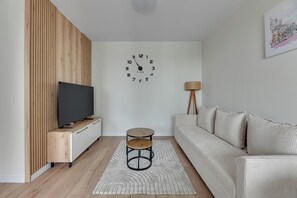 Appartamento, balcone, vista città | 1 camera, ferro/asse da stiro, Wi-Fi gratuito