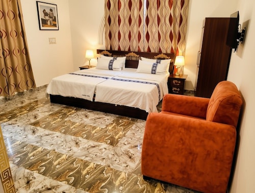 CK Suites