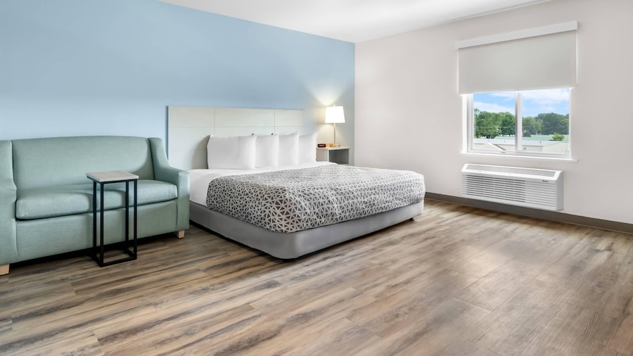 Woodspring Suites Elkhart