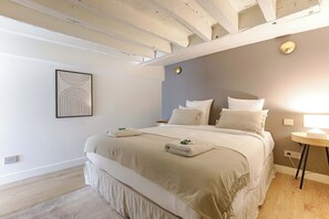 Apartment | 2 Schlafzimmer, laptopgeeigneter Arbeitsplatz, Bügeleisen/Bügelbrett
