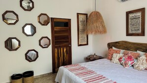 Unclassified image, 5 of 7, button - Hotel Casa Xalitla (Acapulco)