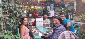 TV de tela plana 45 polegadas com canais a cabo