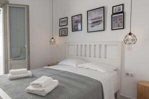 2 slaapkamers, een strijkplank/strijkijzer, reisbedje, gratis wifi