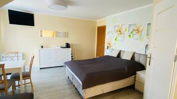 Apartment | 3 bedrooms, bed sheets