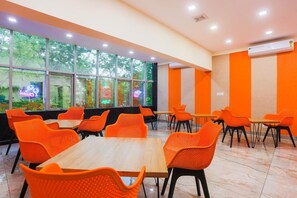 บ้านพัก | ร้านอาหาร