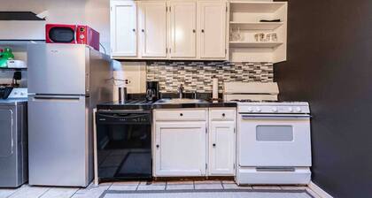 1918 Duplex with Character City Center