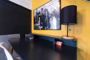 Apartment, 2 Bedrooms | Living area - 1918 Duplex with Character City Center (Philadelphia)