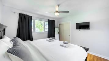 2 habitaciones, tabla de planchar con plancha, wifi y ropa de cama