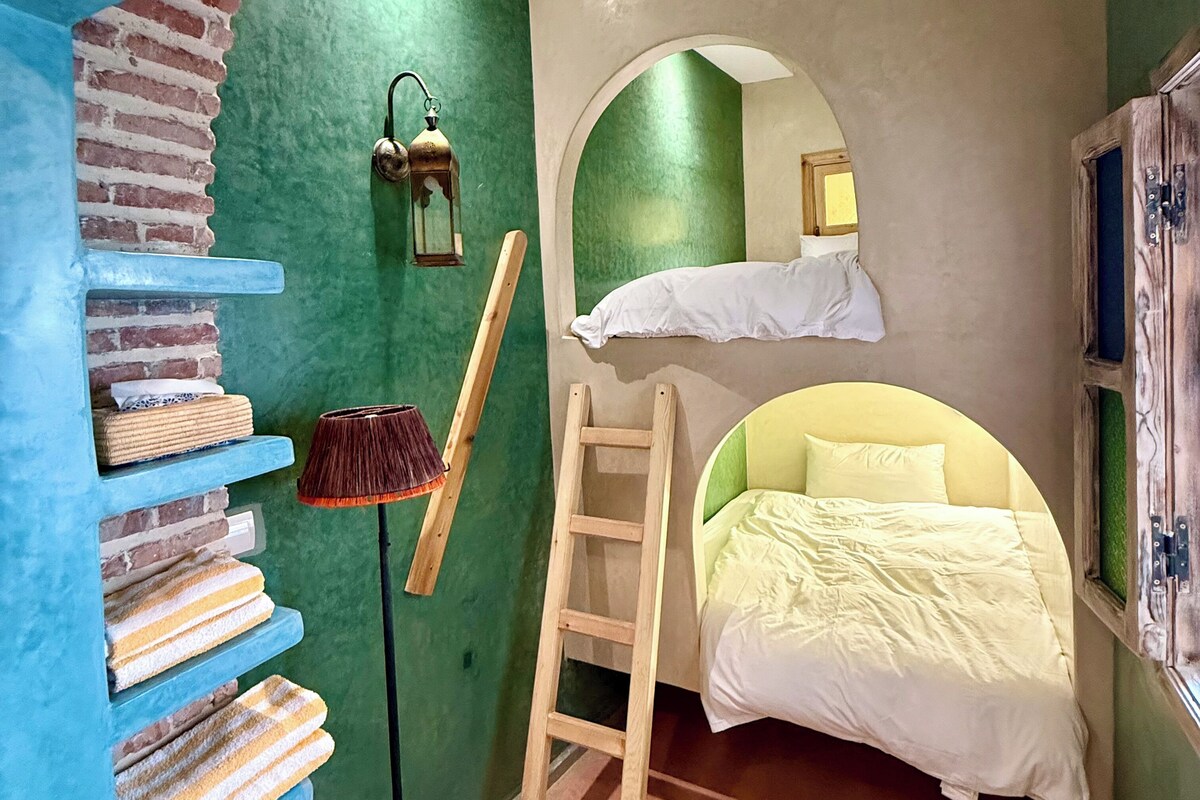 Big Family Room | In-room safe, WiFi (free)