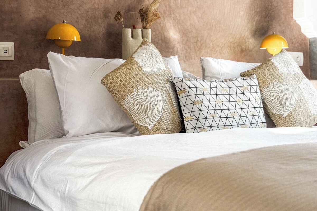 Studio Suite, City View | In-room safe, WiFi (free)