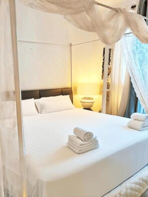 2 Schlafzimmer, Schreibtisch, Bügeleisen/Bügelbrett, WLAN